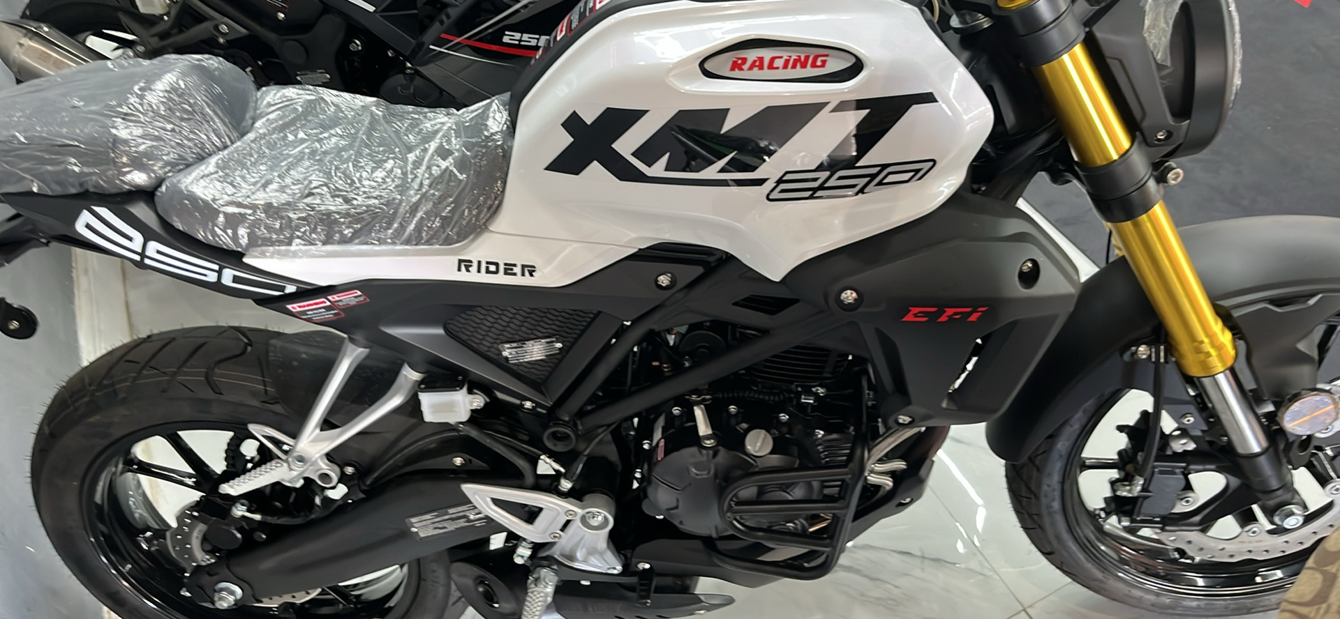 XMT 250cc